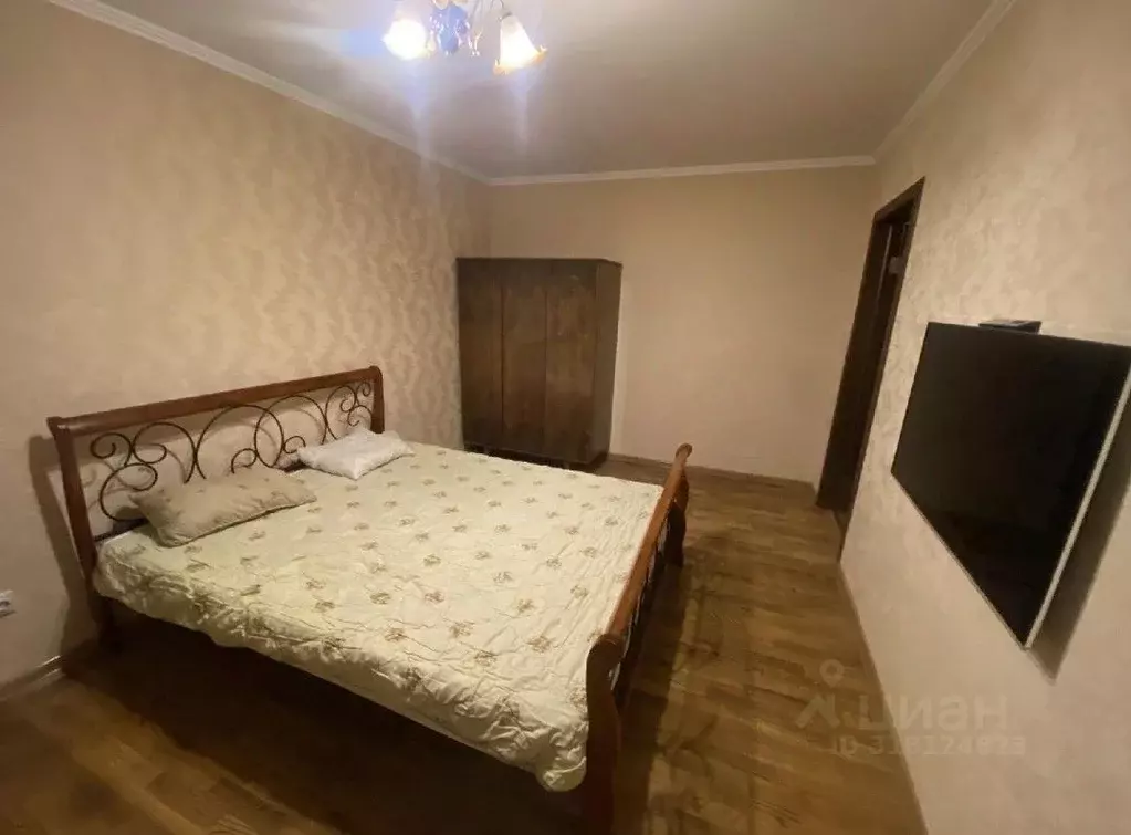 2-к кв. Калининградская область, Калининград ул. Фрунзе, 70 (50.0 м) - Фото 0