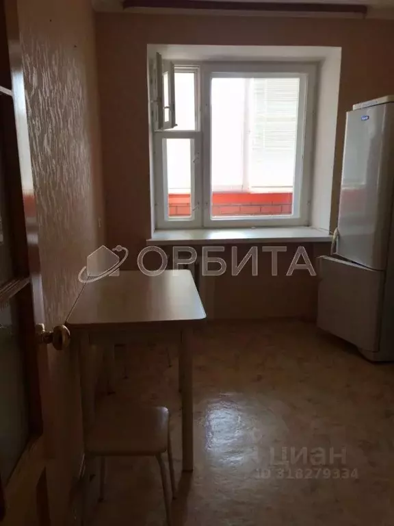 1-к кв. Тюменская область, Тюмень Пролетарская ул., 116 (33.8 м) - Фото 1