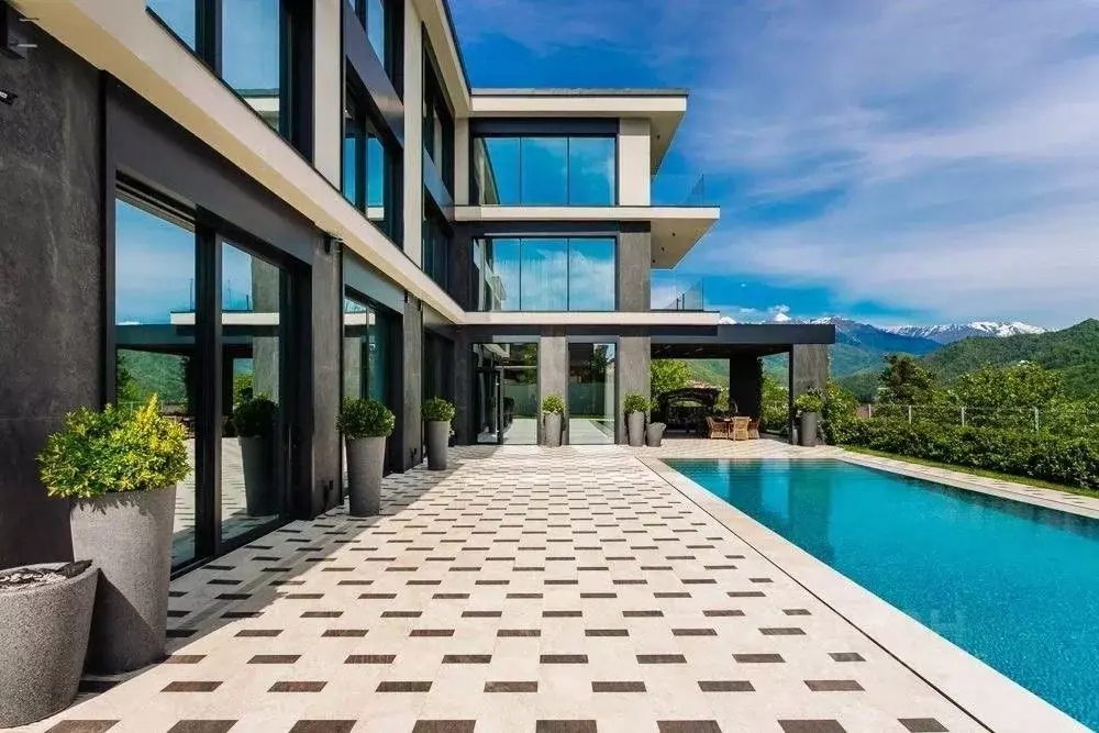 Коттедж в Краснодарский край, Сочи Красная Поляна пгт,  (650 м) - Фото 1