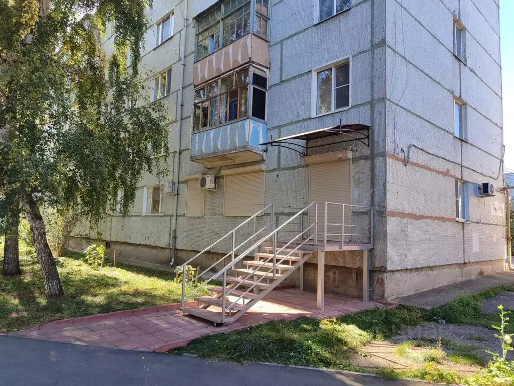 Помещение свободного назначения в Самарская область, Сызрань ул. ... - Фото 2