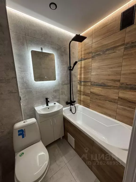 3-к кв. Псковская область, Псков ул. Яна Фабрициуса, 15 (57.0 м) - Фото 1