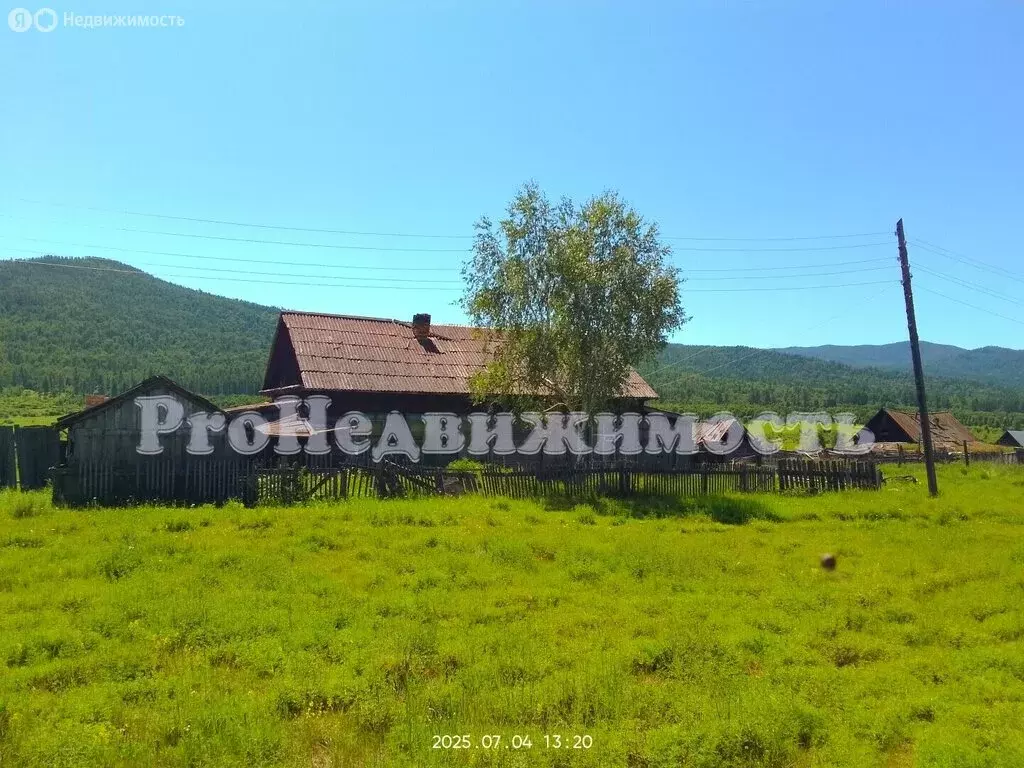 Дом в Красноярский край, Ермаковский муниципальный округ, посёлок ... - Фото 1