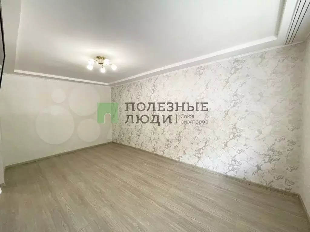 1-к. квартира, 30,4 м, 1/5 эт. - Фото 1