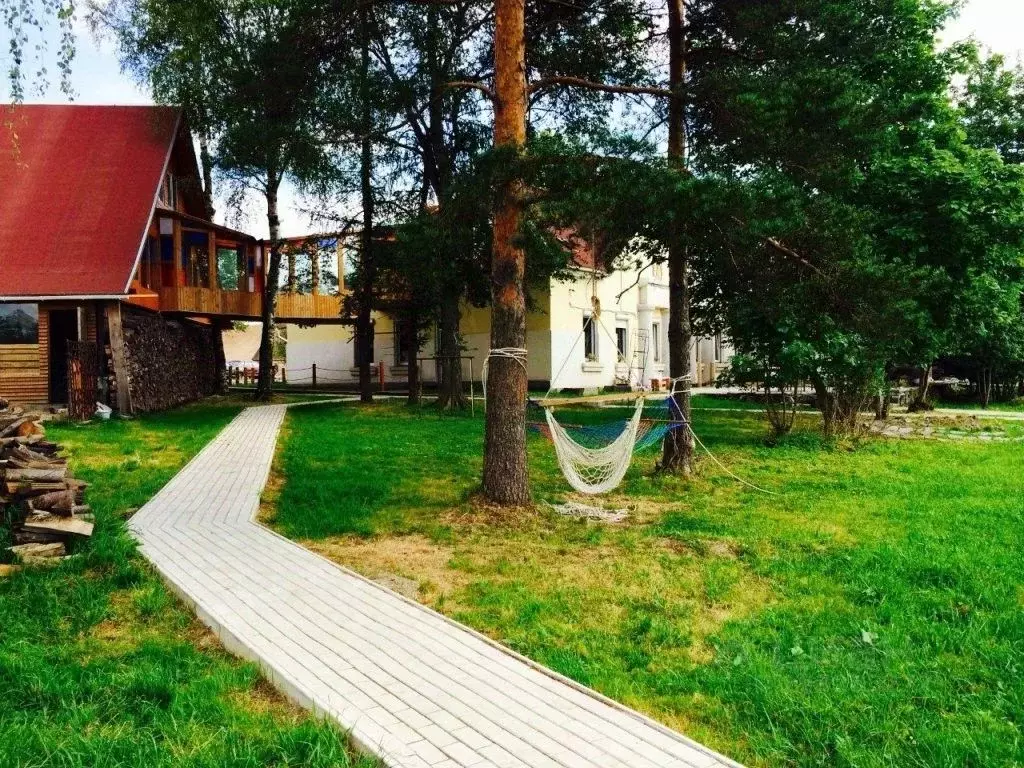 Комната Ленинградская область, Волховский район, д. Иссад ул. ... - Фото 1