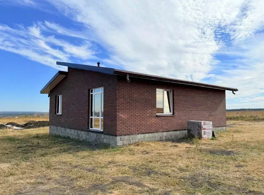 Дом в Белгородская область, Старооскольский городской округ, с. ... - Фото 2