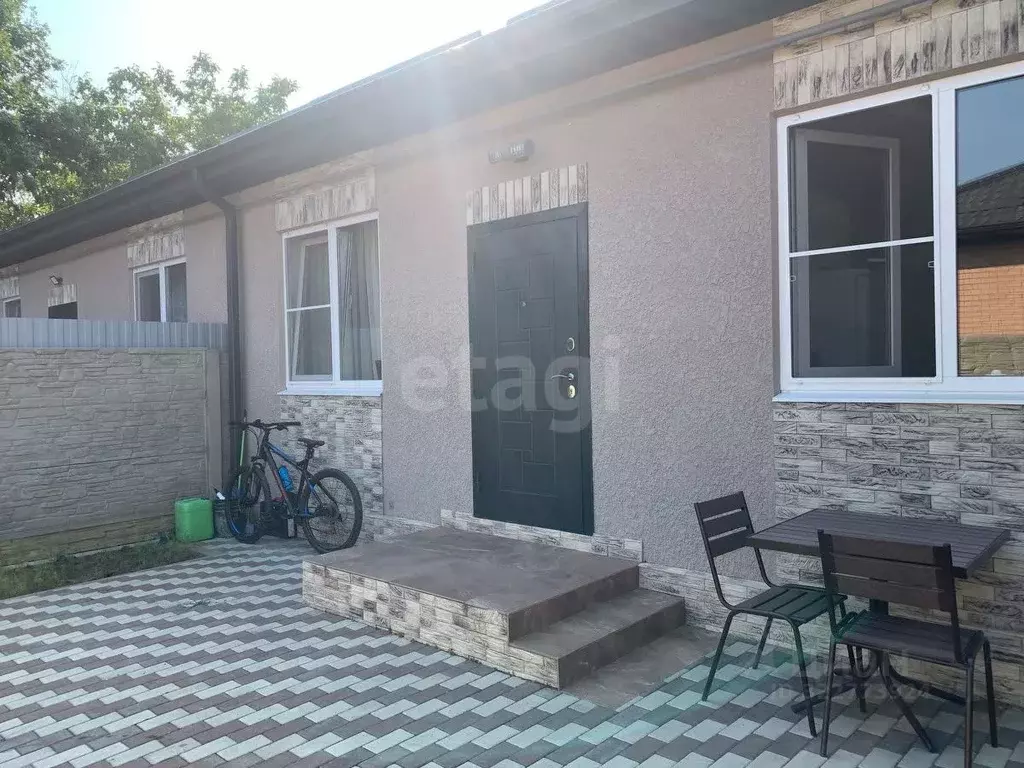 Таунхаус в Адыгея, Майкоп городской округ, пос. Западный ул. Солнечная ... - Фото 1