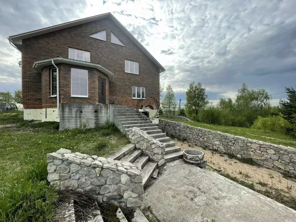 Дом в Калужская область, Калуга городской округ, д. Воровая  (400 м) - Фото 1