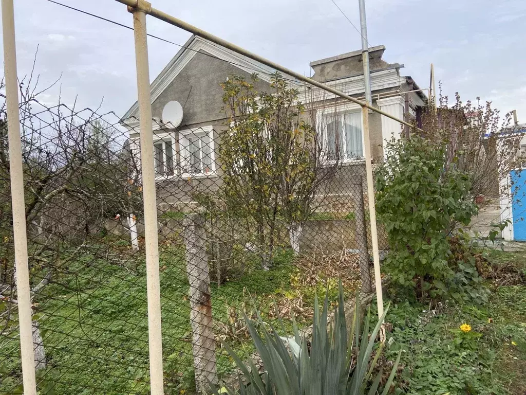 Дом в Крым, Кировский район, Старый Крым городское поселение ул. ... - Фото 1