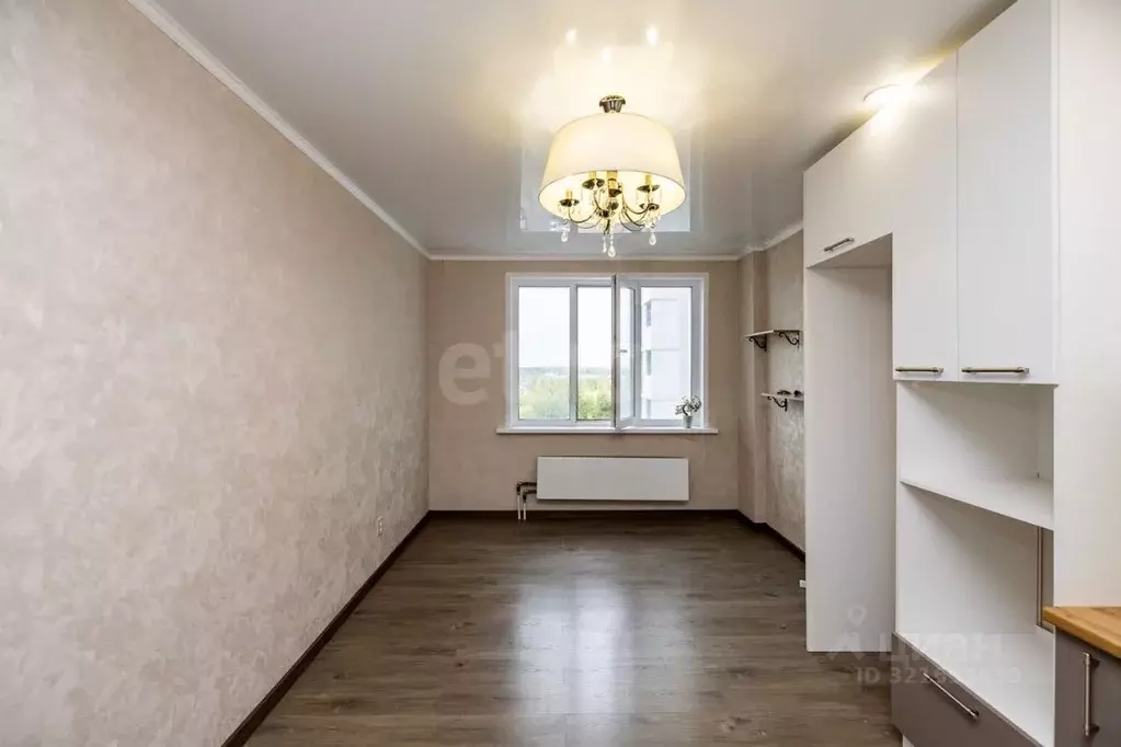 2-к кв. Ханты-Мансийский АО, Сургут ул. Ивана Захарова, 2/1 (63.0 м) - Фото 0