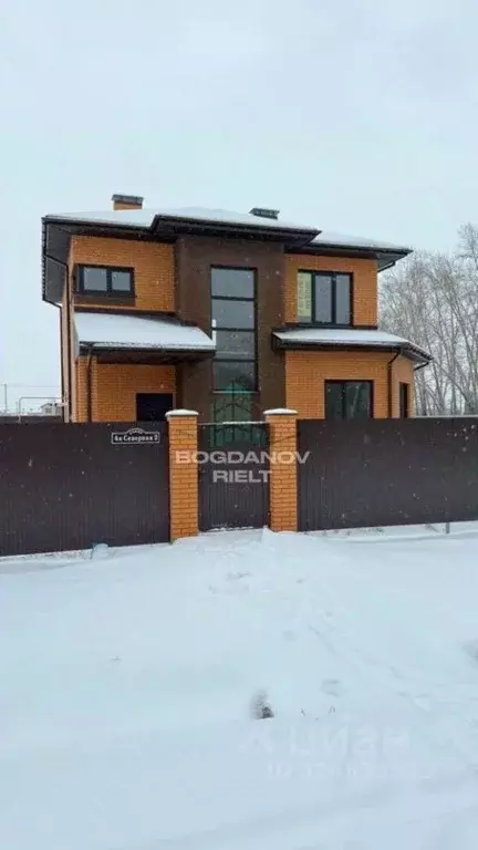 Дом в Омская область, Омск ул. 4-я Северная, 5 (158 м) - Фото 1