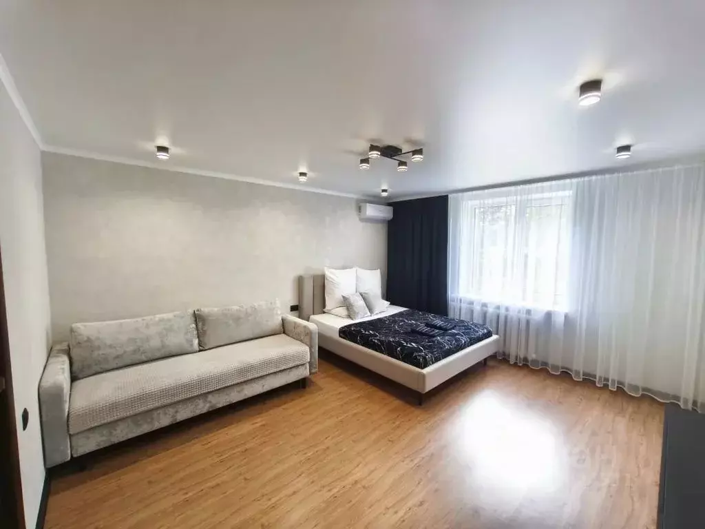 2-к кв. Татарстан, Альметьевск ул. Шевченко, 142 (75.0 м) - Фото 1