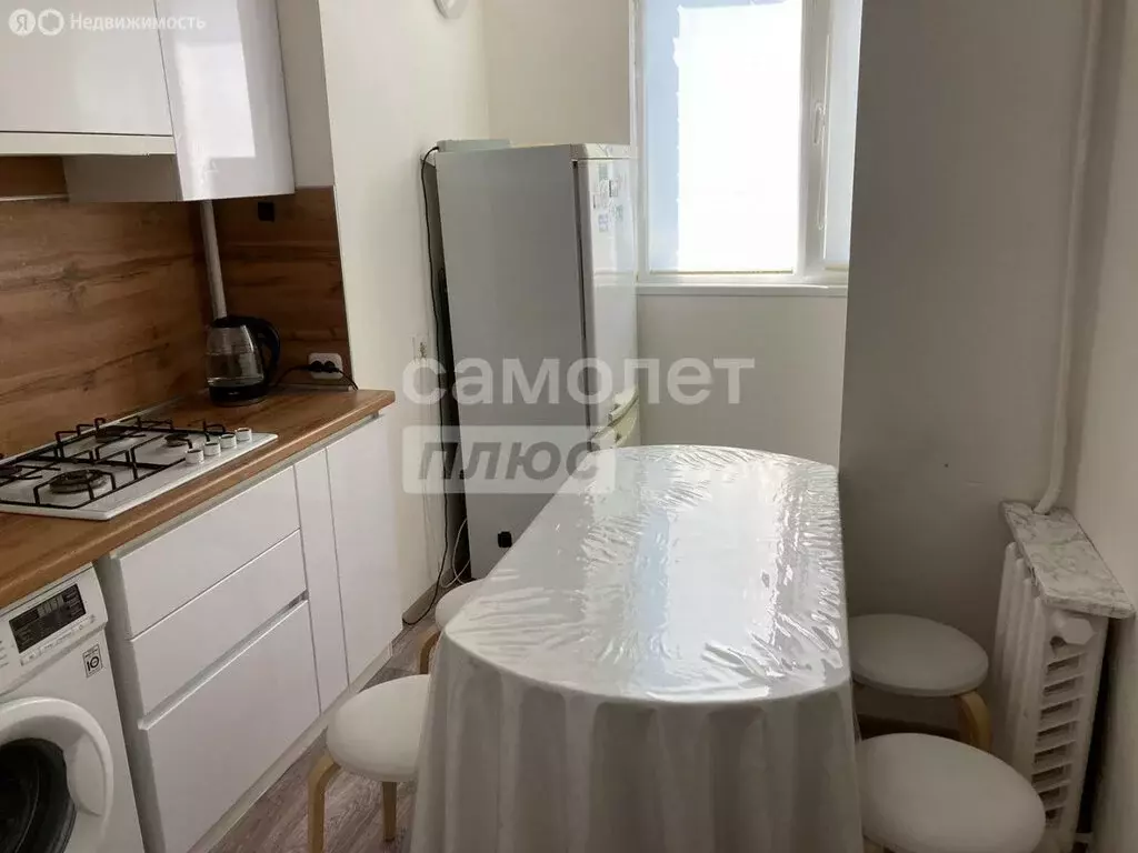 3-комнатная квартира: Элиста, улица Максима Горького, 13 (51.7 м) - Фото 0