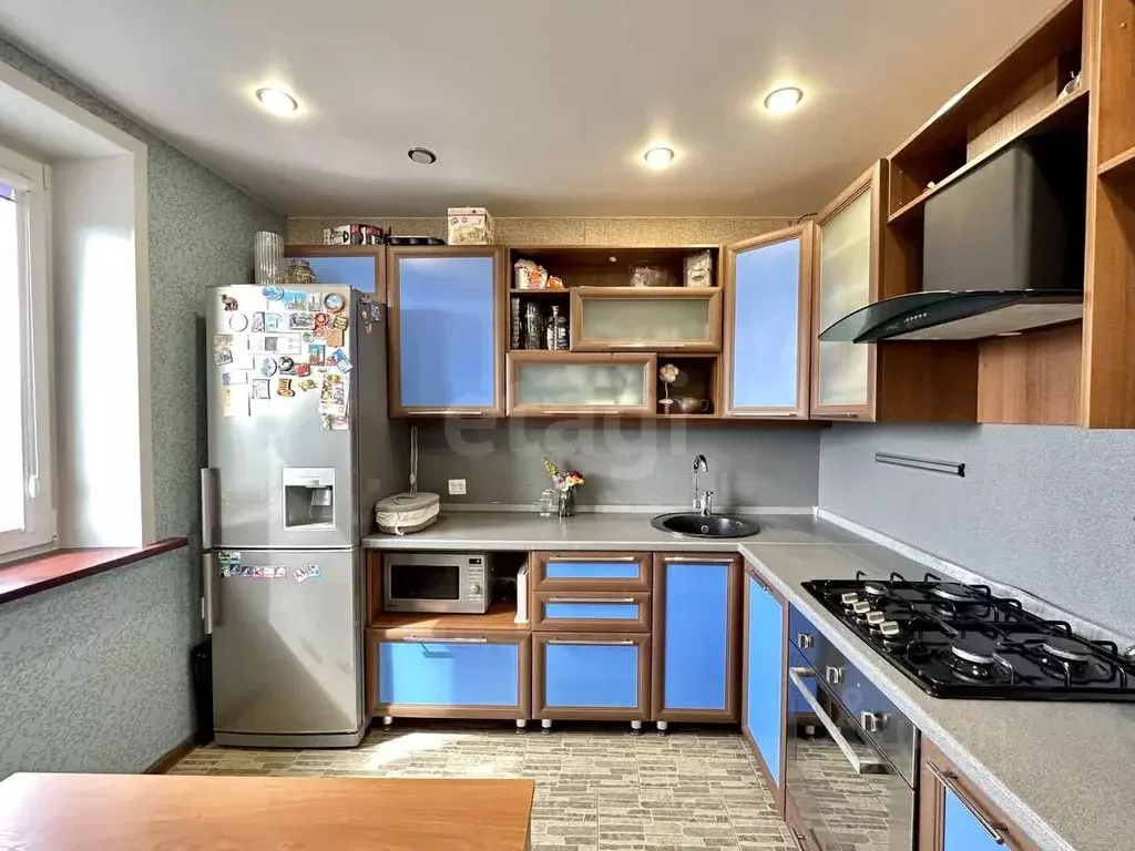 3-к кв. Коми, Сыктывкар Петрозаводская ул., 17 (65.8 м) - Фото 1