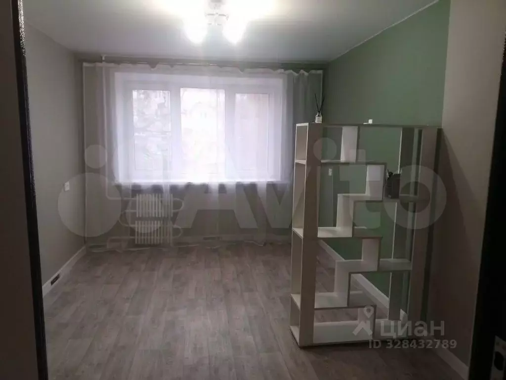 Комната Белгородская область, Старый Оскол Горняк мкр, 18 (14.0 м) - Фото 2