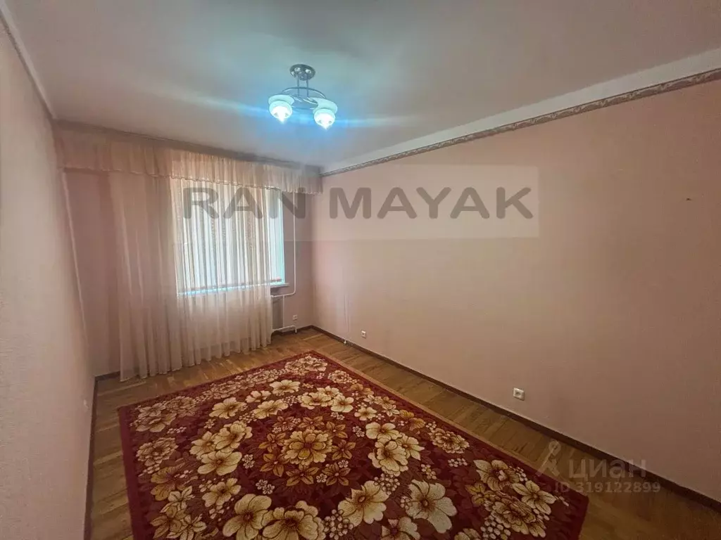 4-к кв. Адыгея, Майкоп Адыгейская ул., 21 (80.4 м) - Фото 1