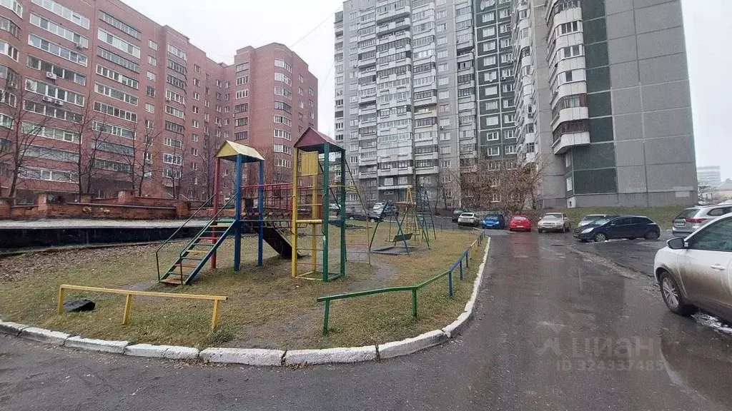 3-к кв. Свердловская область, Екатеринбург ул. Шейнкмана, 112 (70.5 м) - Фото 2