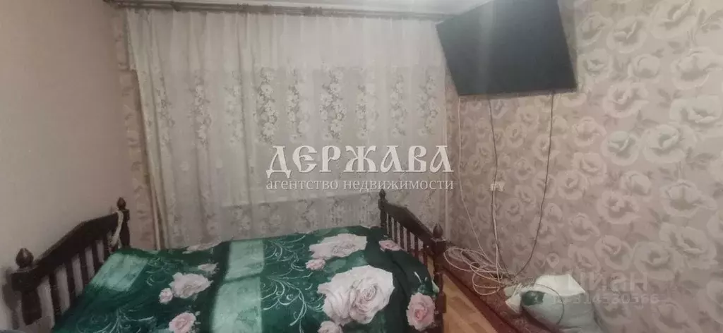 3-к кв. Белгородская область, Старый Оскол Парковый мкр, 23 (59.9 м) - Фото 0