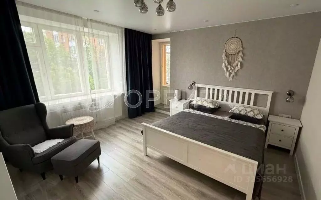 2-к кв. Тюменская область, Тюмень Советская ул., 65к1 (66.0 м) - Фото 1