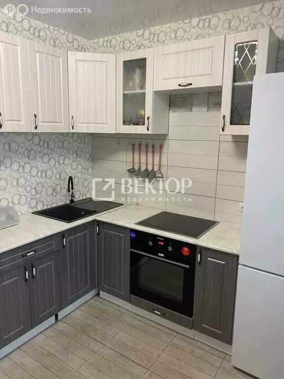 1-комнатная квартира: Иваново, микрорайон Рождественский, 8 (42 м) - Фото 0