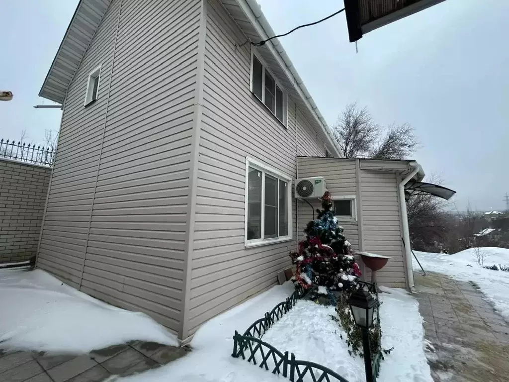 Дом в Волгоградская область, Волгоград Знаменская ул. (90 м) - Фото 1