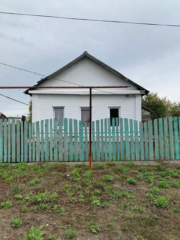 Дом в Самарская область, Октябрьск Вишневая ул. (57 м) - Фото 1