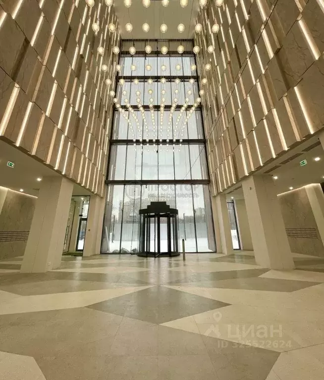 2-к кв. Москва ул. Светланова, 11к2 (105.4 м) - Фото 1