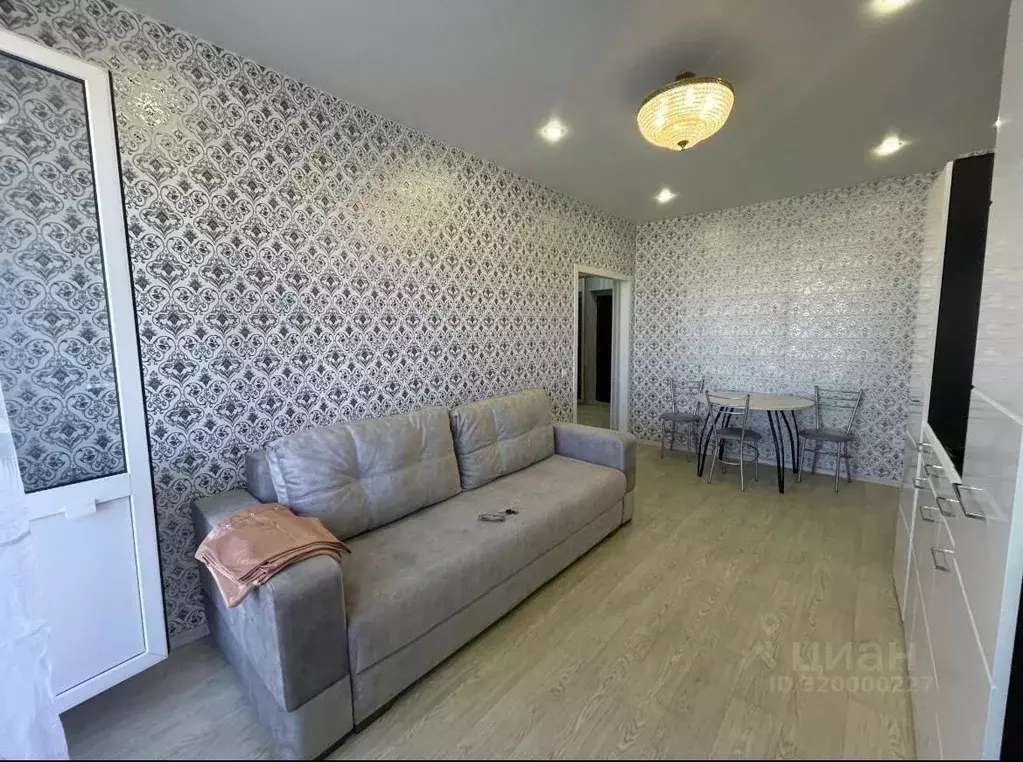 2-к кв. Иркутская область, Иркутск ул. Лыткина, 9/6 (40.0 м) - Фото 0