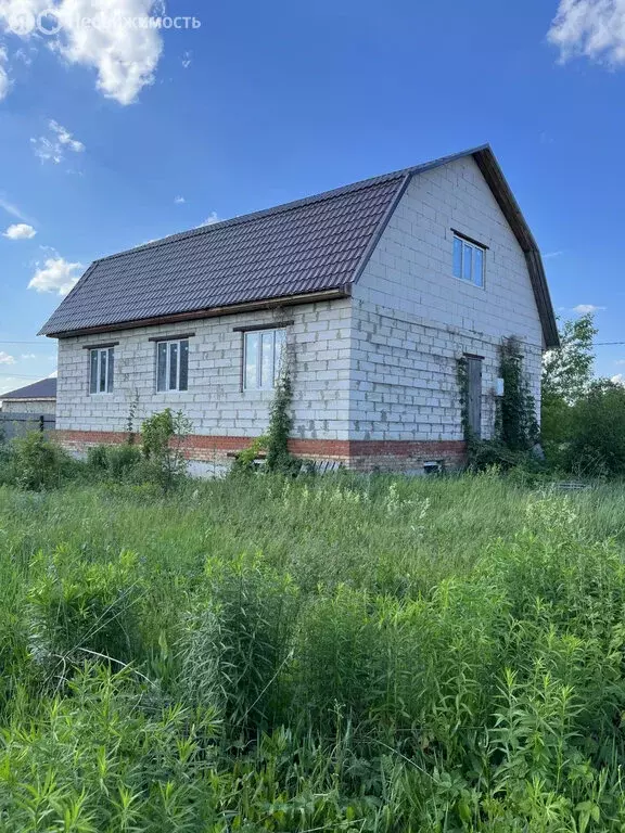 Дом в село Чемодановка, 3-я Школьная улица, 5 (192 м) - Фото 0