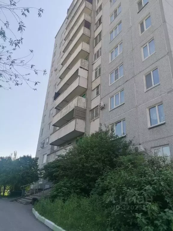 2-к кв. Омская область, Омск ул. Богдана Хмельницкого, 46 (50.1 м) - Фото 0