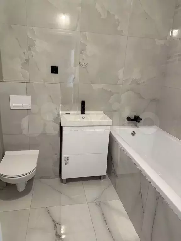 1-к. квартира, 37 м, 2/5 эт. - Фото 0