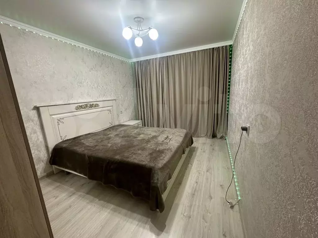 2-к. квартира, 65 м, 5/9 эт. - Фото 0