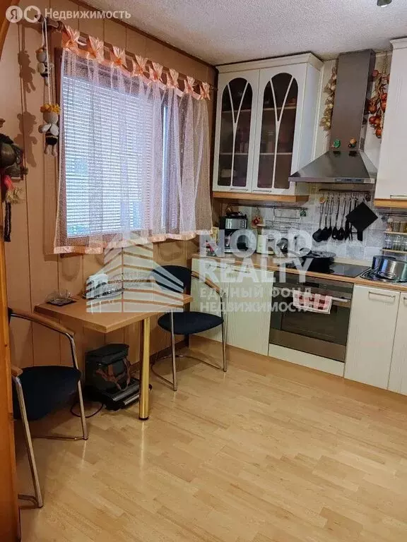 3-комнатная квартира: Мурманск, улица Зои Космодемьянской, 10 (73 м) - Фото 2