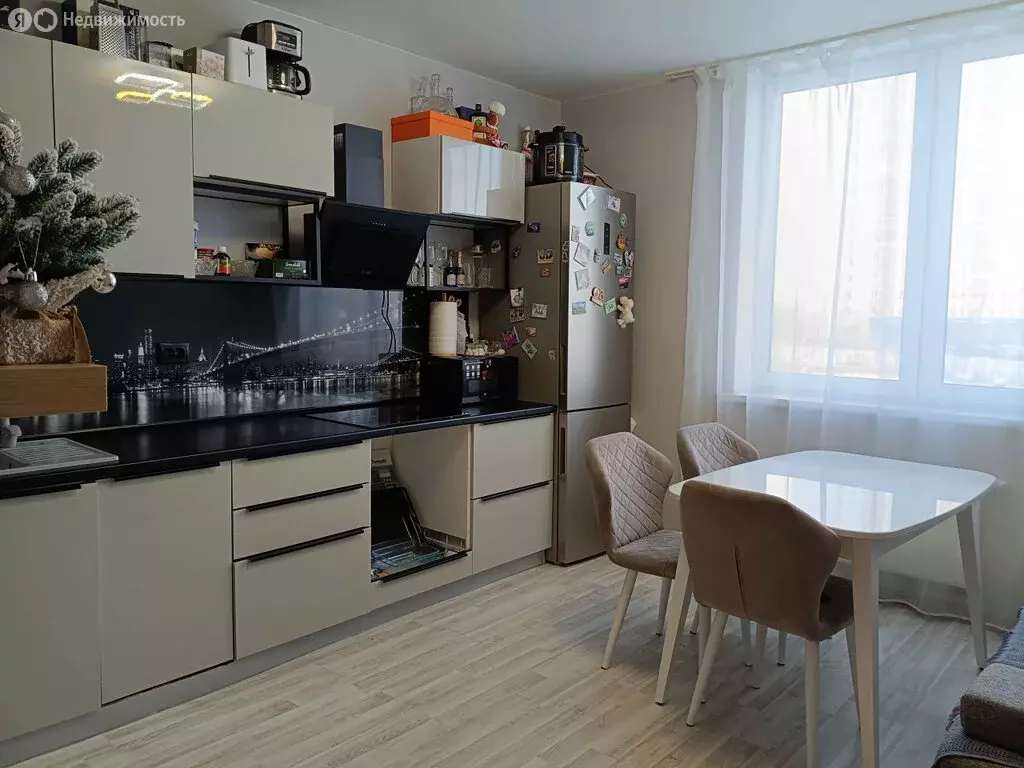 2-комнатная квартира: Екатеринбург, улица Крауля, 168Б (65.4 м) - Фото 1