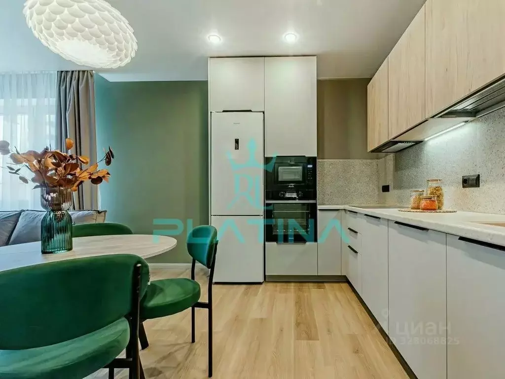 2-к кв. Татарстан, Казань ул. Аделя Кутуя, 110 (64.0 м) - Фото 1