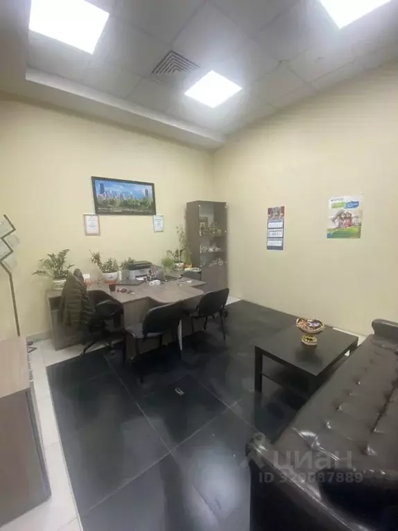 Офис в Московская область, Королев ул. Калининградская, 12 (15 м) - Фото 1