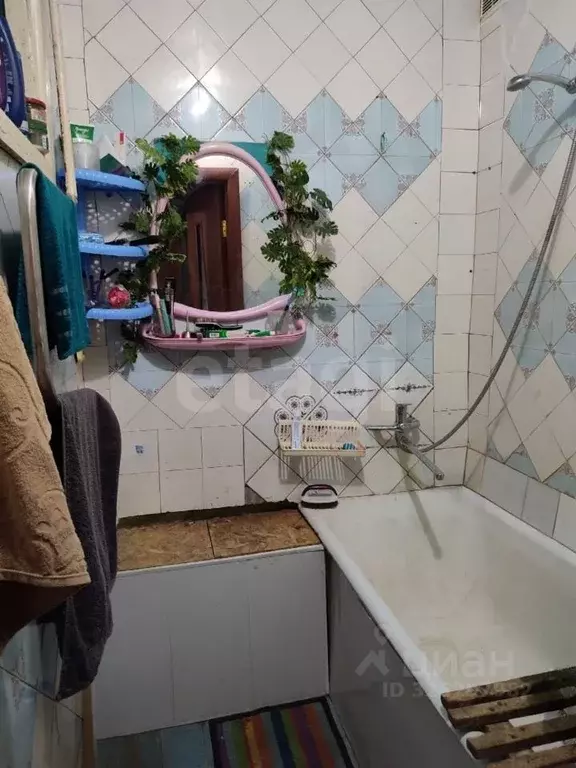 4-к кв. Ростовская область, Таганрог Котлостроительная ул., 31 (64.0 ... - Фото 1