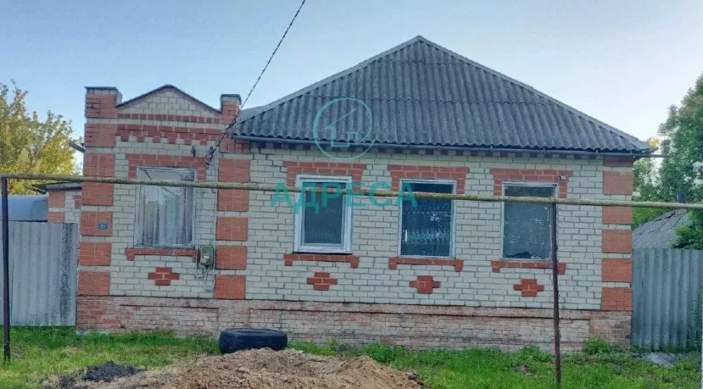 Дом в Белгородская область, Новооскольский городской округ, с. ... - Фото 0