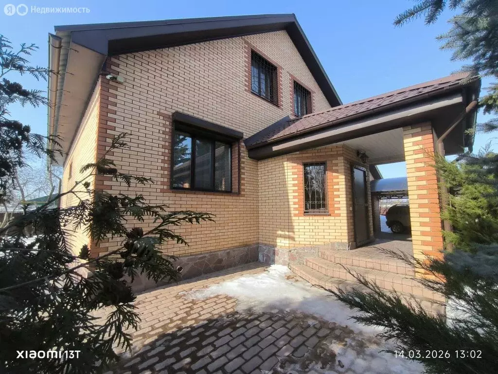 Дом в Кинель, улица Чехова, 26 (110 м) - Фото 1