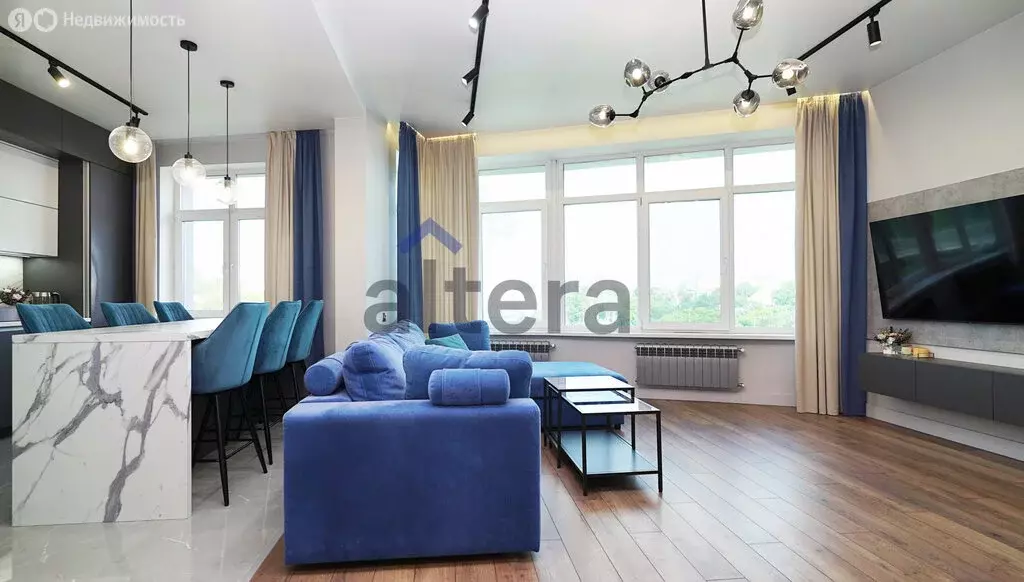 2-комнатная квартира: Казань, улица Оренбургский Тракт, 24Б (68 м) - Фото 1