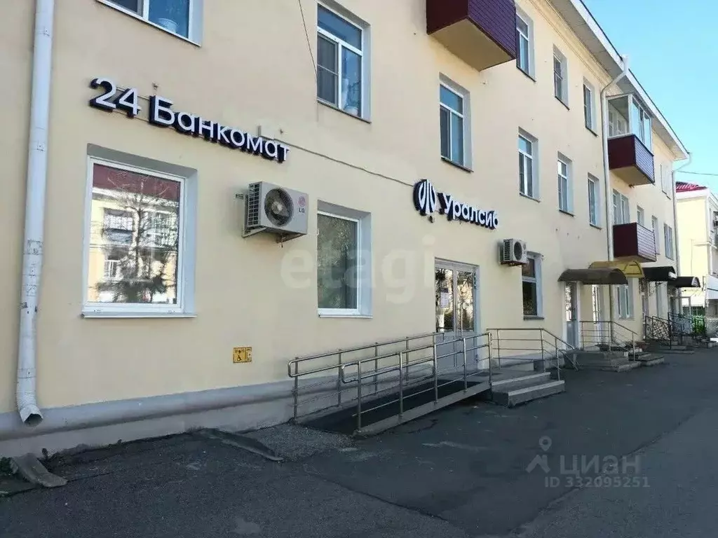 Помещение свободного назначения в Курганская область, Курган ул. ... - Фото 1