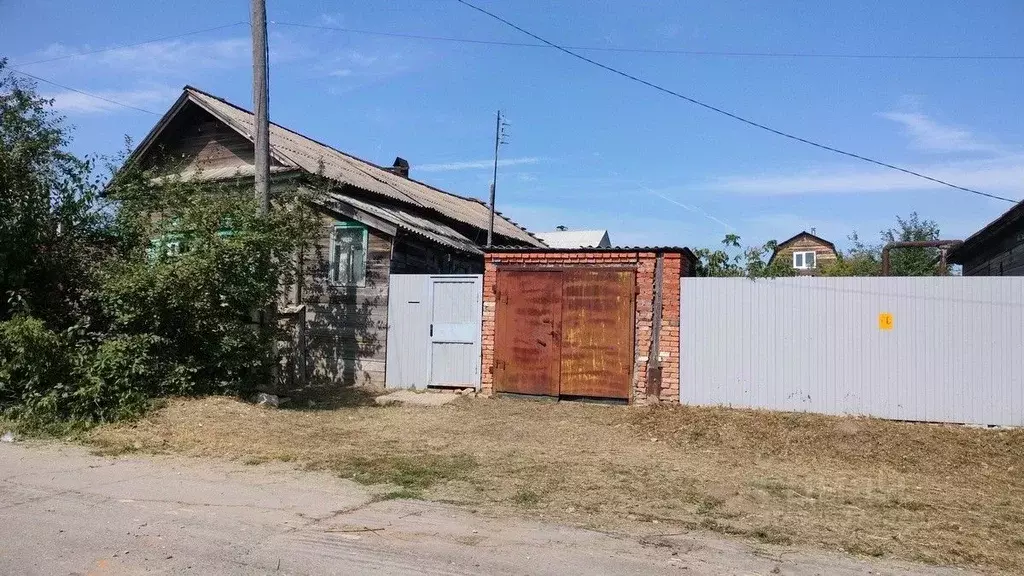 Дом в Саратовская область, Вольск Пионерская ул., 32 (50 м) - Фото 1