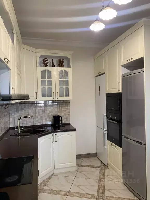 3-к кв. Красноярский край, Красноярск ул. Республики, 47 (90.0 м) - Фото 2