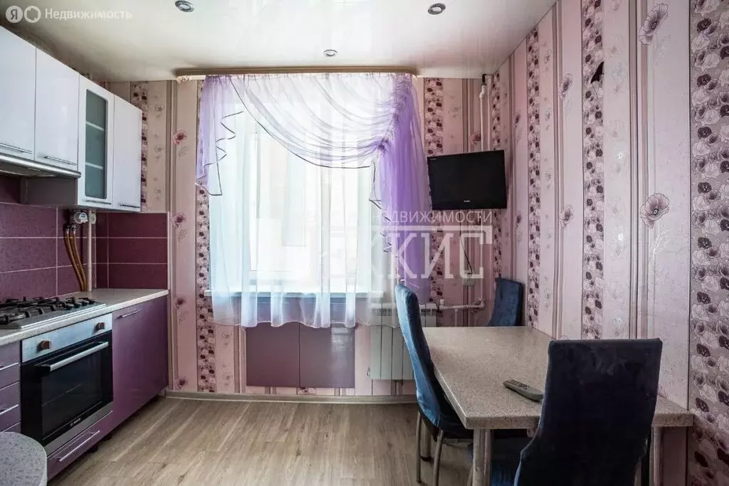 3-комнатная квартира: Вологда, улица Гагарина, 71 (67 м) - Фото 1