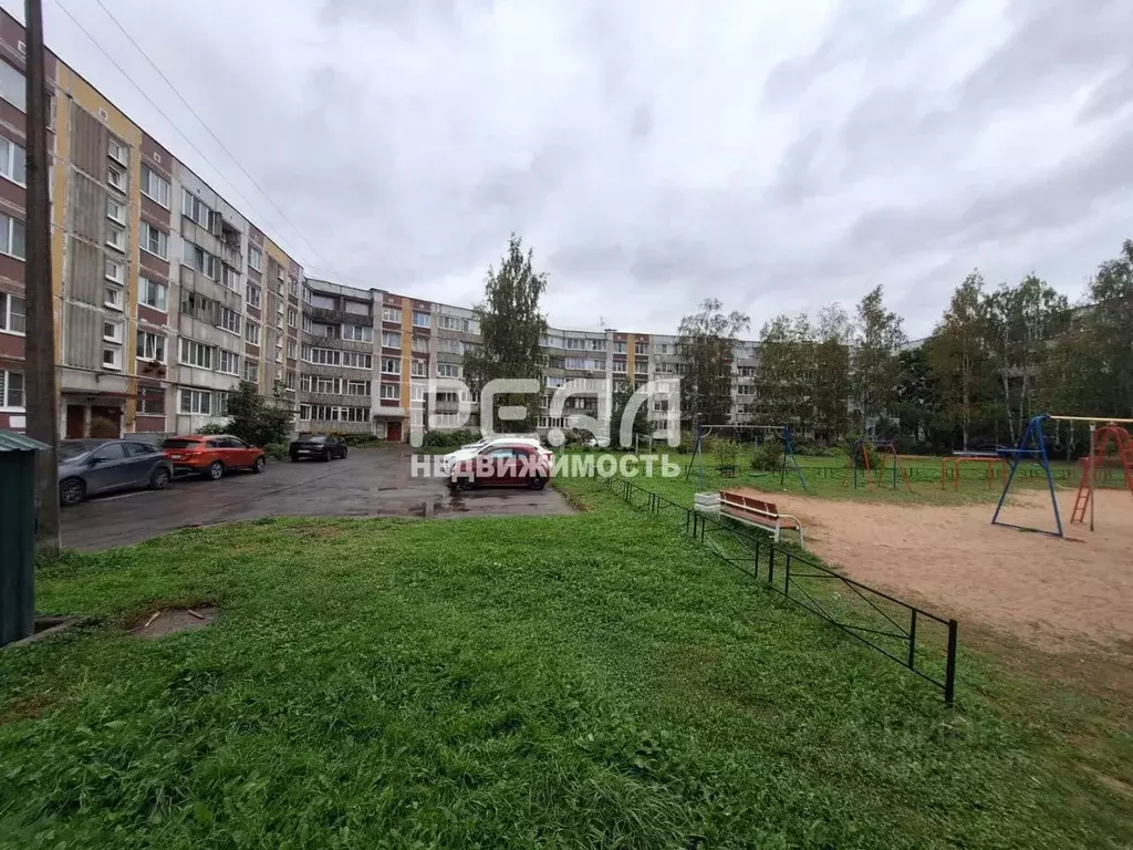 3-к кв. Ленинградская область, Гатчина просп. 25 Октября, 52 (73.7 м) - Фото 1