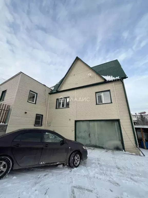 Дом в Бурятия, Улан-Удэ пос. Кумыска, ул. Дацанская, 149 (208 м) - Фото 1