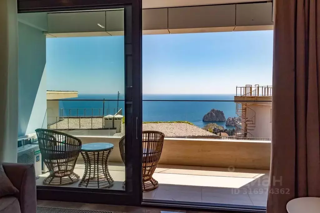 1-к кв. Крым, Ялта муниципальный округ, Гурзуф пгт ул. Ялтинская, 12Ж ... - Фото 1