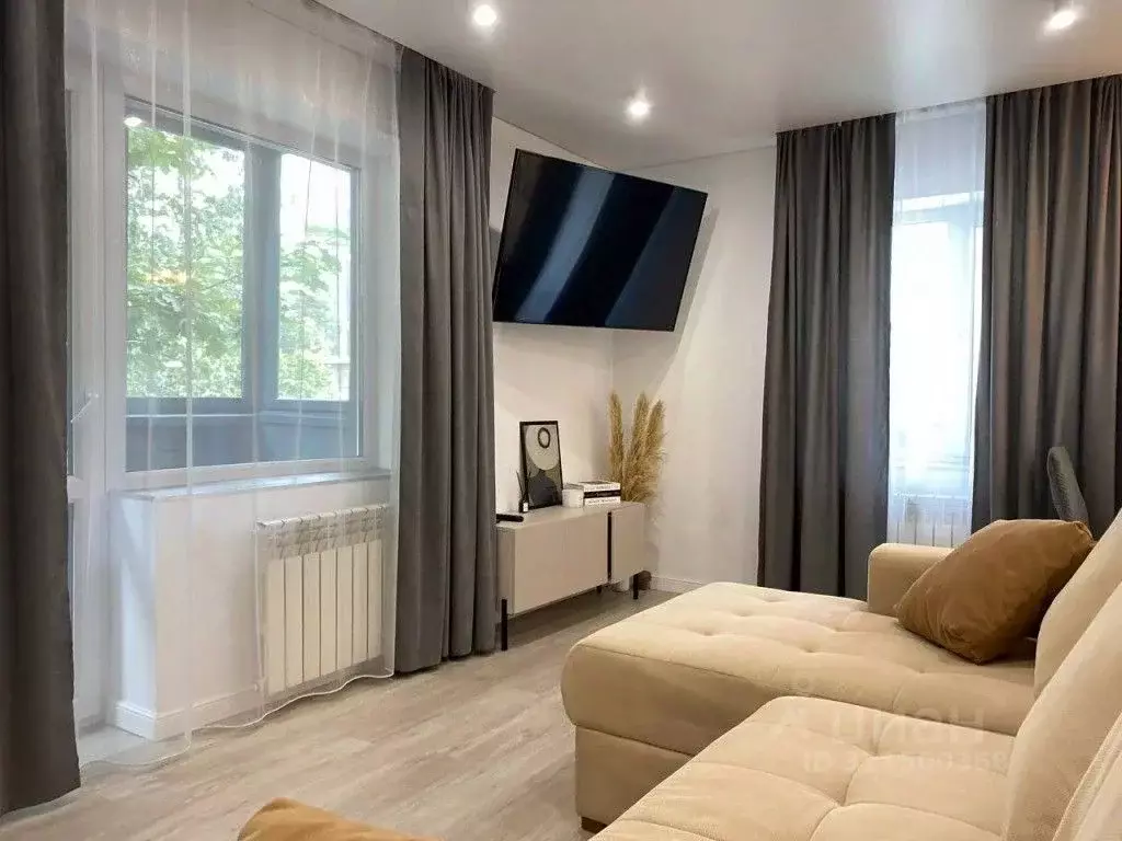 2-к кв. Сахалинская область, Южно-Сахалинск просп. Победы, 78 (45.0 м) - Фото 2