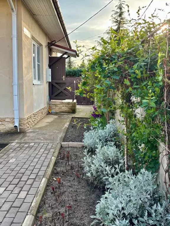 Дом в Краснодарский край, Сириус пгт ул. Метревели, 6 (57 м) - Фото 0