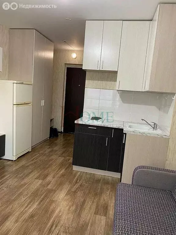 Квартира-студия: Новосибирск, улица Титова, 252/2 (18 м) - Фото 0