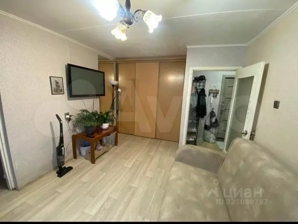 2-к кв. Свердловская область, Екатеринбург ул. Пехотинцев, 7 (36.7 м) - Фото 2